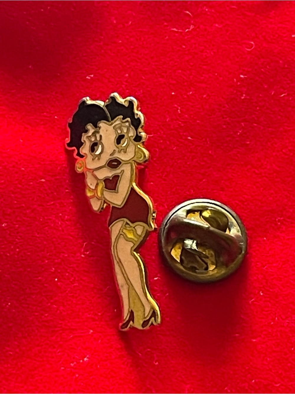 Collectible 1987 Betty Boop Red Enamel Brooch Pin